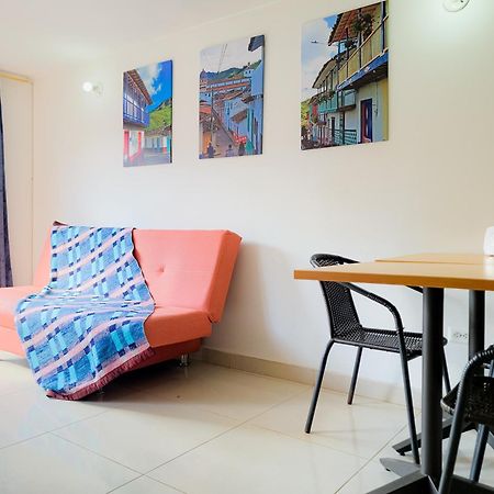 Hostal - Dona Elva A 15 Min Del Aeropuerto Rionegro Exterior foto